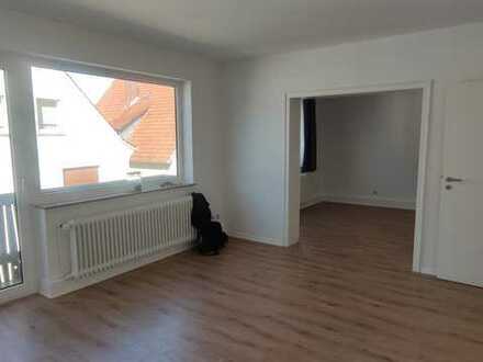 2 Zimmer Wohnung mit kleinem Balkon, Nähe BI-Altstadt