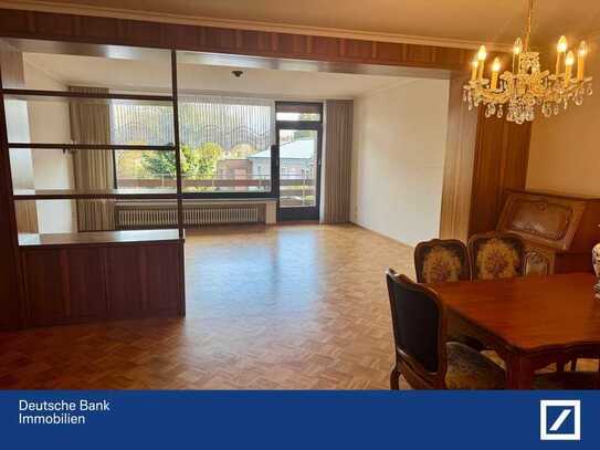 Recklinghausen Nord: Traumhaftes Wohnambiente mit Balkon, Terrasse & 5 Garagen