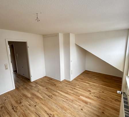 3 Zimmer-Wohnung + Balkon+attraktive Innenstadt-Lage+WG´S willkommen