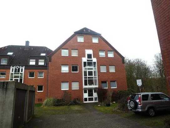 Blick auf den Volksgarten - ca. 62 m² ETW im 1. Obergeschoss mit Balkon - auf Wunsch mit Garage