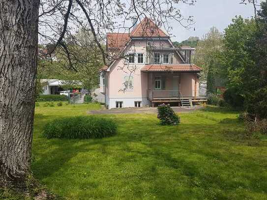 Großzügiges, wunderschönes Jugendstilhaus mit großem Garten