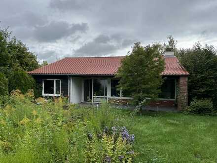 Wohntraum - renovierungsbedürftige Villa in bester Lage