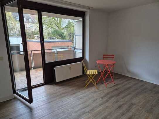 Appartement mit Balkon + Parkplatz! Was das Herz begehrt...