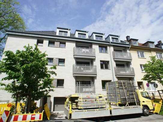 *Essen-Rüttenscheid* - Frisch renovierte DG-Wohnung in modernisiertem Haus!