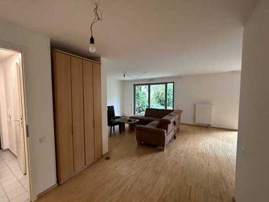 3-Zimmer-EG-Wohnung mit Terrasse und Garten in Karlsruhe