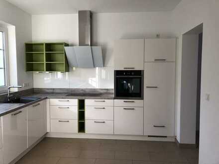 Gepflegter 5-Zimmer-Bungalow mit Einbauküche in Deutschhof Ost, Schweinfurt