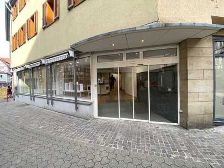 Einzigartige Ladenfläche mit Schaufenster im Herzen der Mosbacher Fußgängerzone