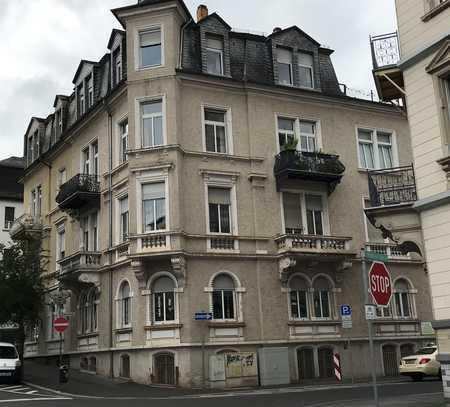 Exklusive, modernisierte 4-Zimmer-Wohnung mit Balkon in Bad Nauheim