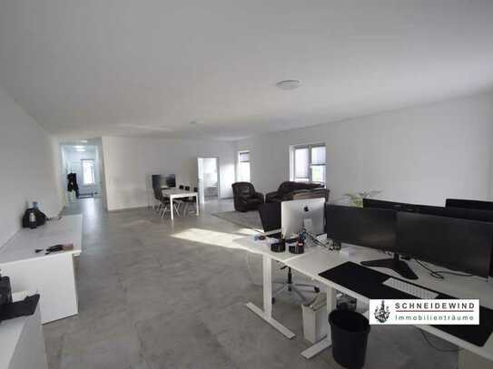 Großraumbüro im Gewerbegebiet 
+hochwertiger Ausstattung
+Fußbodenheizung
+Einbauküche
+Parkplät