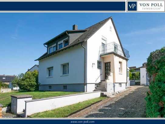 Gepflegtes 1-2 Familienhaus mit großem Grundstück