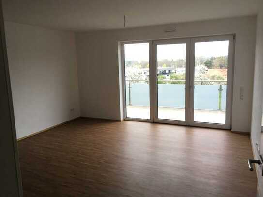 Moderne 2-Zimmer Whg EBK und Balkon am Kaiserweiher zum 01.02.25