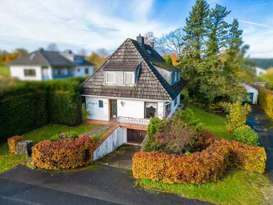 Roetgen-Rott: Traumhaftes Grundstück mit zwei Häusern Altbestand und traumhaftem Blick in die Eifel!