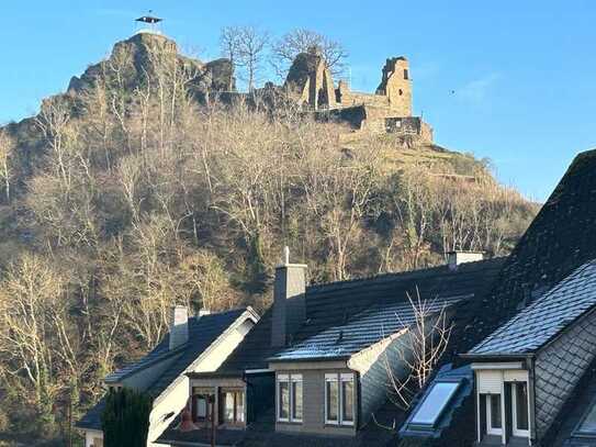 Freistehendes EFH mit 3 Bädern, Sonnenbalkonterrasse, 6 Stellplätzen