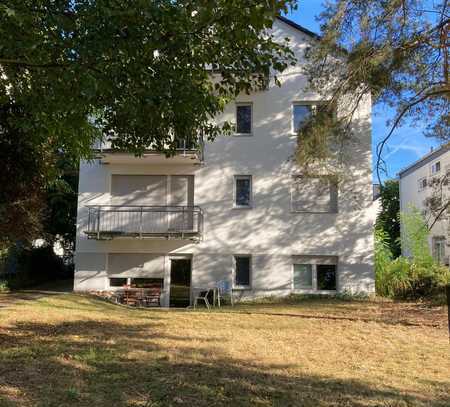 Helle 2-Zimmer-Wohnung mit Balkon in Karlsruhe Knielingen