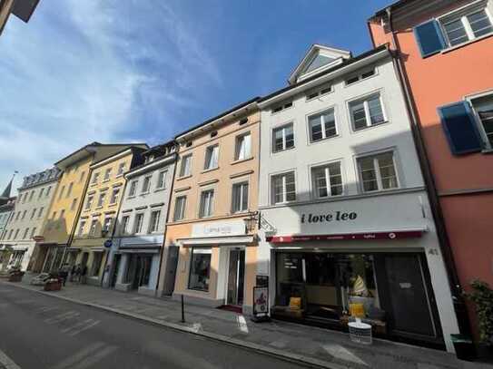 GESCHMACKVOLLES BÜRO IM STADTZENTRUM