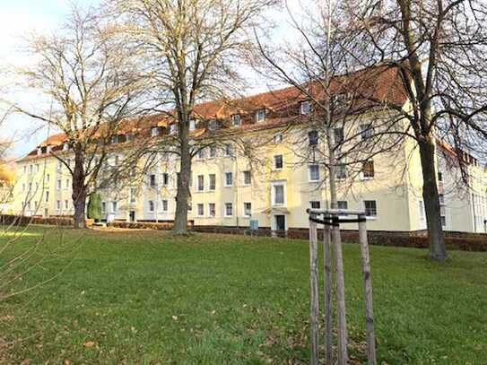 Attraktive 3-Raum-ETW, 51m², DG, frei in ruhiger Lage von Ronneburg zum Kauf