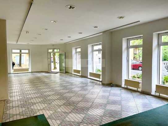 Knapp 198 m² Eckobjekt für Büro, Praxis, Einzelhandel in Karlshorst