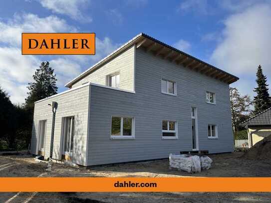 Neubau in exklusiver Lage – Modernes Wohnen mit hohen energetischen Standards