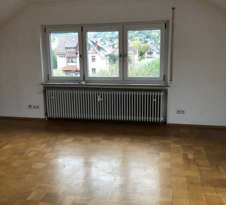 Ansprechende 1-Zimmer-DG-Wohnung in Gernsbach