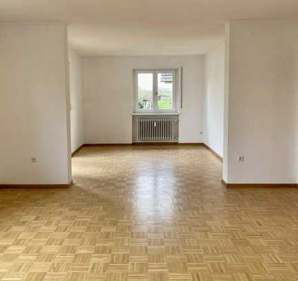 Lichtdurchflutete, ruhige 3,5 Zimmer Wohnung