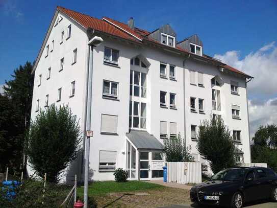 Sonnige 2-Zimmer OG-Wohnung in Hechingen / Ruhige zentrale Südwestlage mit Aufzug