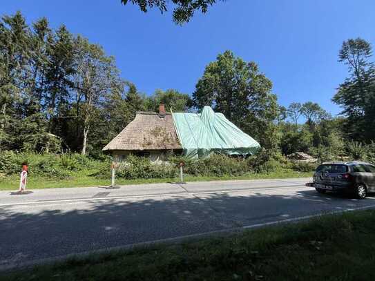 Denkmalgeschützes Haus (hochgradiger Sanierungsbedarf) zu verkaufen