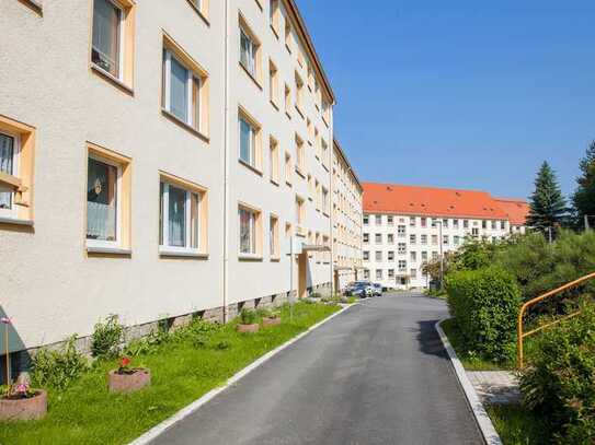 Frisch sanierte 2-Raum-Wohnung auf dem Zeller Berg mit Balkon