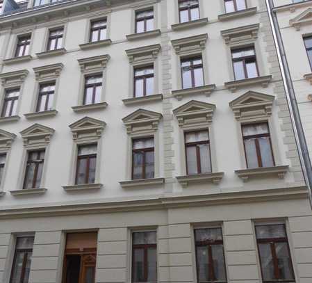 3 Raumwohnung mit Balkon im liebevoll sanierten Denkmal