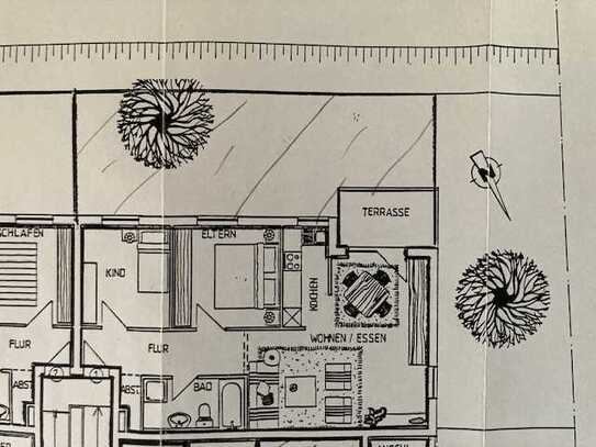 Schöne sonnige 3-Zimmerwohnung mit Terrasse und Gartenanteil