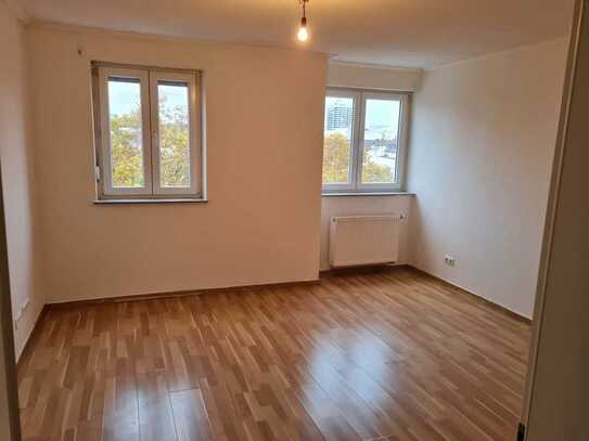 Exklusive, neuwertige 3-Zimmer-Wohnung mit Balkon in Ludwigshafen am Rhein