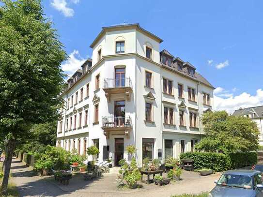 * Schöne und helle 2-Zimmer-Wohnung im Dachgeschoss - ID 6388 *