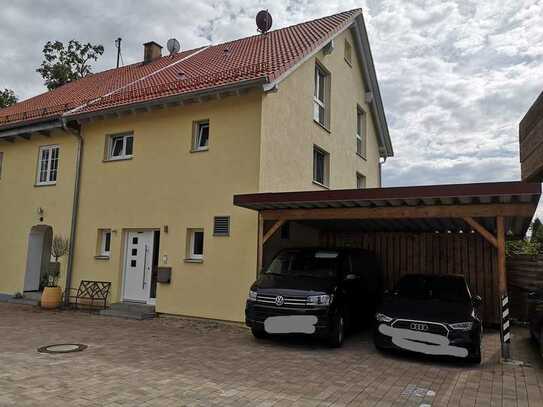 Preiswerte, neuwertige 5-Zimmer-Doppelhaushälfte mit gehobener Innenausstattung und EBK in Jesenwang