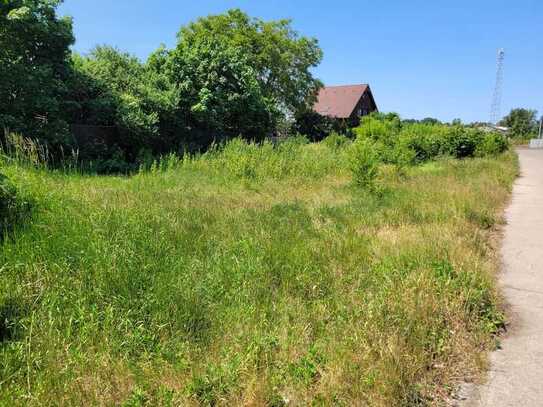 Baugrundstück von 690m2 in Nassenheide in Bahnhofsnähe mit einem Town & Country Haus bebaubar