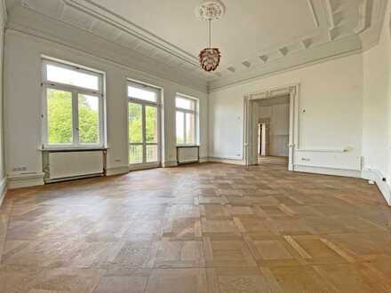 Großzügige Bürofläche im denkmalgeschützten Altbau am Bismarckplatz!