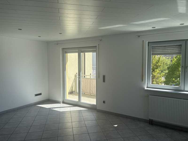                                                               Wohnen mit Charakter: Zwei-Zimmer-Wohnung in N&uuml;rnberg-Neunhof                                                       in Kraftshof (Nürnberg)