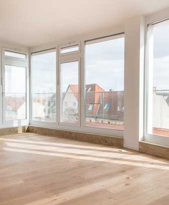 Exklusive Penthouse-Wohnung mit umlaufender Terrasse und Aufzug direkt in die Wohnung