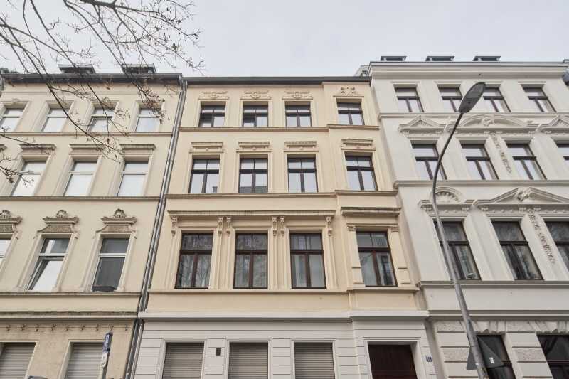 Mehrfamilienhaus mit neun Wohnungen in zentraler Lage von Köln-Kalk