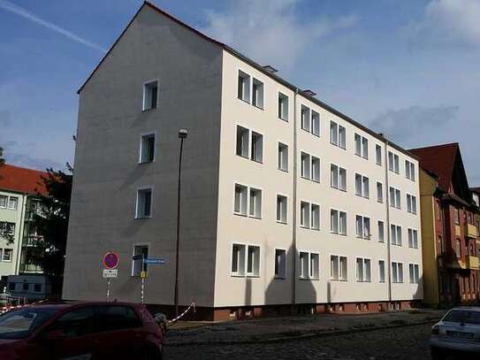 2 Raum-Wohnung in Burg