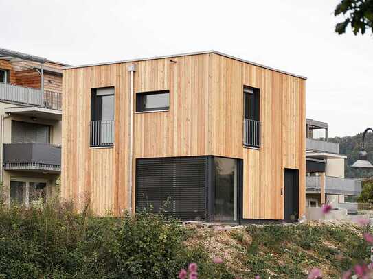 Wohnen neu erfunden - Einfamilienhaus mit Garten und Garage inkl. PV-Anlage mit Speicher