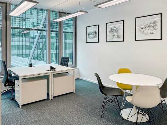 Privater Büroraum für 3 Personen in Regus The Squaire Business Center