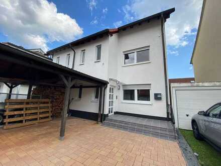 KL - Rodenbach, Reiheneckhaus, 5 ZKB, EBK, 2,5 Bäder, Terrasse, Carport, '''RENOVIERT''