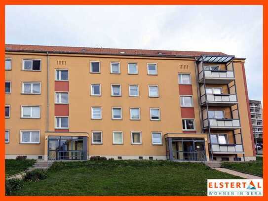 Barrierefreie Wohnung mit 35 m²! Aufzug // Separate Küche mit Fenster // Dusche // Balkon!