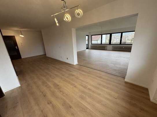 Lichtdurchflutete 3,5 Zimmer, 105 m² Wohnung in Gomaringen