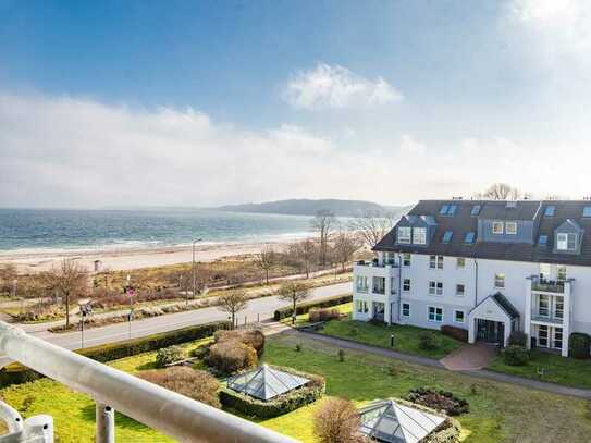 Die Ostsee in der Nase – helle Dachgeschosswohnung am Eckernförder Südstrand mit Meerblick