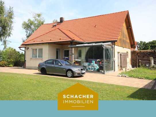 Einfamilienhaus/Nebengebäude/Garage/Scheune mit Hofcharakter + Bauplatz mit vielen Möglichkeiten