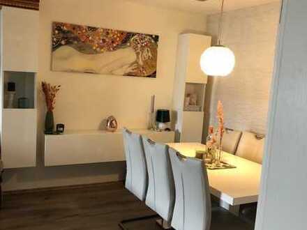 Renovierte und gepflegte 3-Zimmerwohnung mit EBK in Karlsruhe Hagsfeld