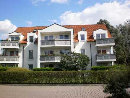 2 Raumwohnung mit Einbauküche und Tiefgaragenstellplatz zu vermieten