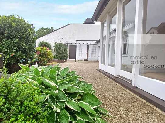 +++ Mehrgenerationenhaus mit Gewerbeeinheit, Garten + Garage im Zentrum von Tönisvorst +++