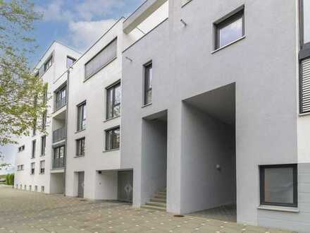 Exklusivität in Bestlage: Großzügiges Penthouse mit einzigartiger Dachterrasse und TG-Stellplatz