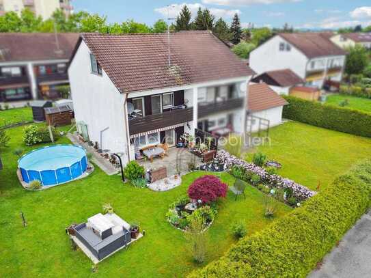 Ihr Familienzuhause: Zentrumsnahe Doppelhaushälfte mit großem Garten.